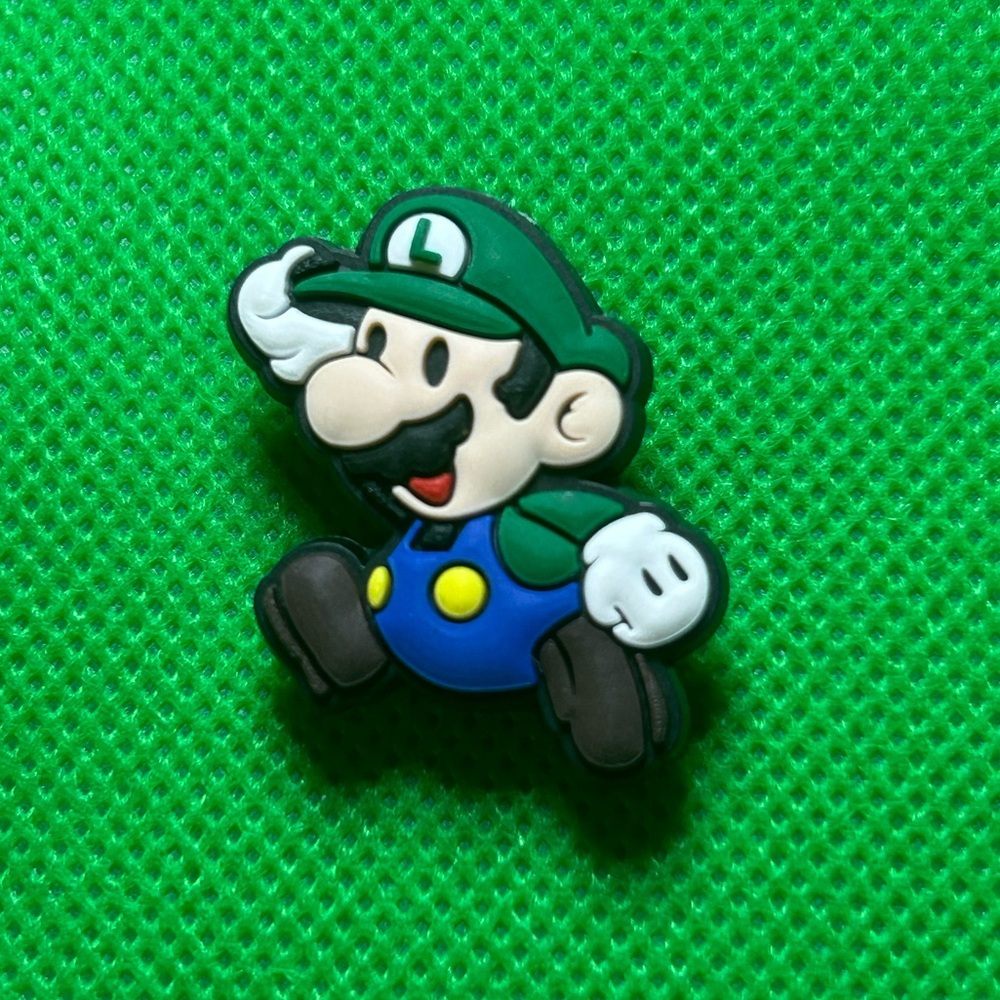 🌼 (5/$10 or 10/$15) NEW Super Mario Brothers Croc Charm. Bundle up to save more. - Picture 1 of 1